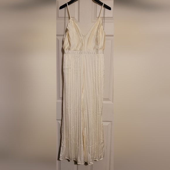 LULUS WOMENS Stellar Poise Ivory Pleated Satin Wide-Leg Jumpsuit - Picture 3 of 6